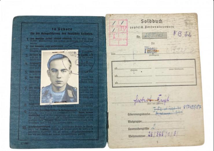 Bild 4: Soldbuch Fallschirmjager aus Wk2 