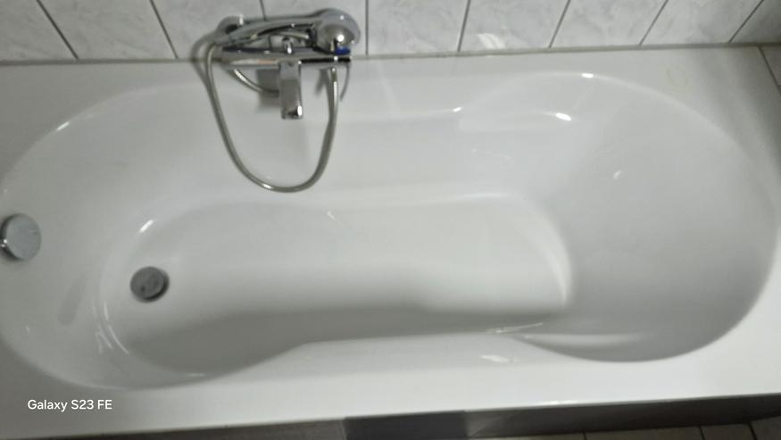 Bild 2: Badewanne-Kunststoff