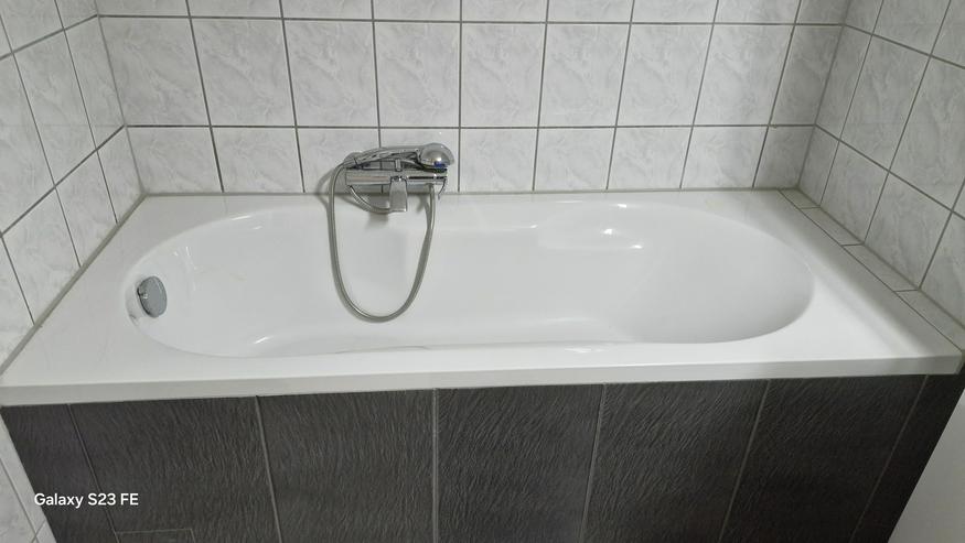 Badewanne-Kunststoff