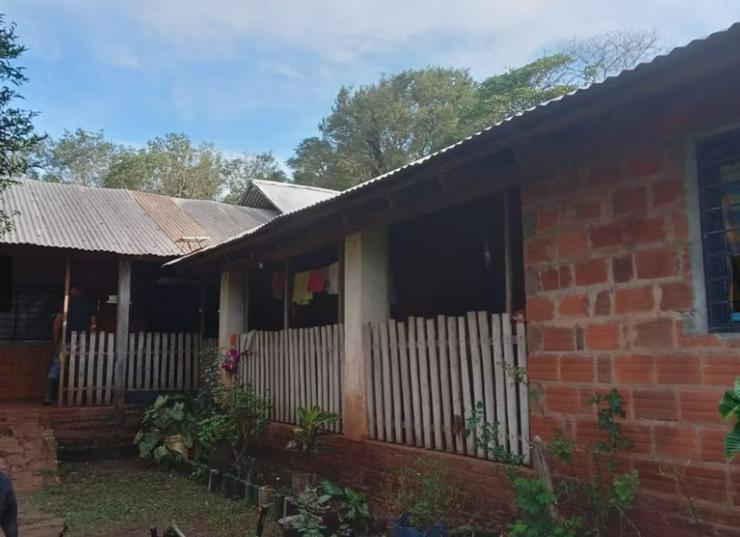 Bild 2: Haus mit sehr großem Grundstück im Bereich Jovere / Paraguay
