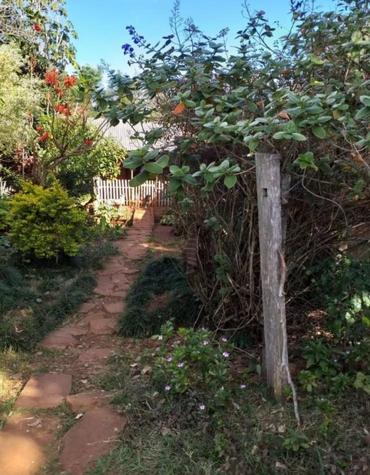 Haus mit sehr großem Grundstück im Bereich Jovere / Paraguay