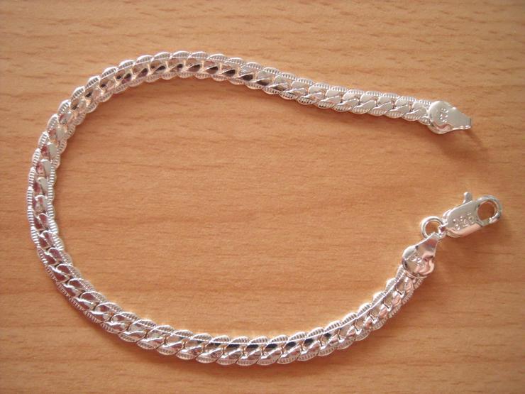 Bild 13: Dammen schmück Silber 4 Stück Ohringe , Brosch , Silber , Kette .
