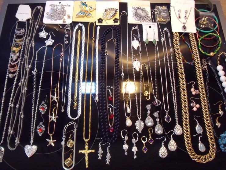Bild 14: Konvolut Schmuck Silber 925, Gold 24 Kr , Ketten Ringe,Ohringe..