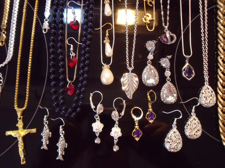 Bild 6: Konvolut Schmuck Silber 925, Gold 24 Kr , Ketten Ringe,Ohringe..