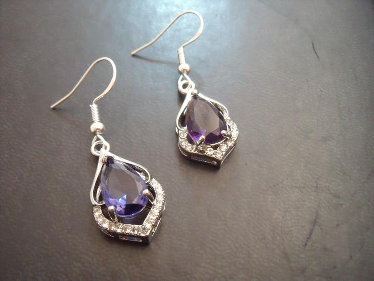 Bild 2: Silber Schmück Ohringe und Silber Kette .