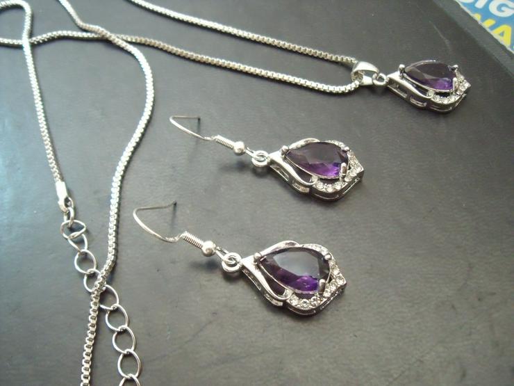 Bild 7: Silber Schmück Ohringe und Silber Kette .