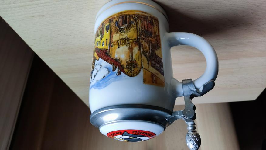 Bild 2: Bierkrug vom 70-jährigen Jubiläum der Feuerwehr Dessau von 1993 