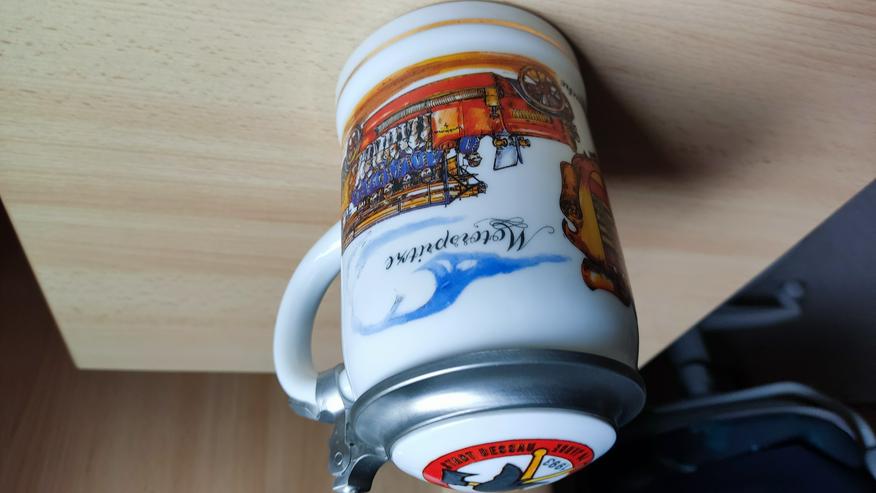 Bild 3: Bierkrug vom 70-jährigen Jubiläum der Feuerwehr Dessau von 1993 