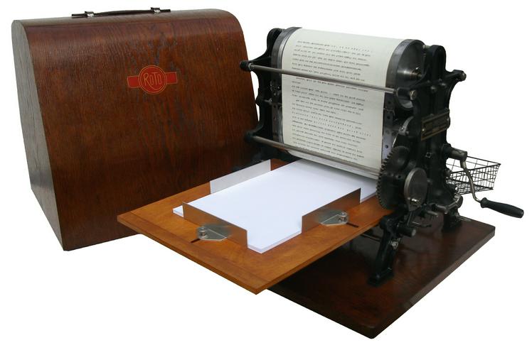 Bild 2: Weisse Rose - Dauer - Ausstellung, weltweit einzigartig und einmalig (Schenkung)