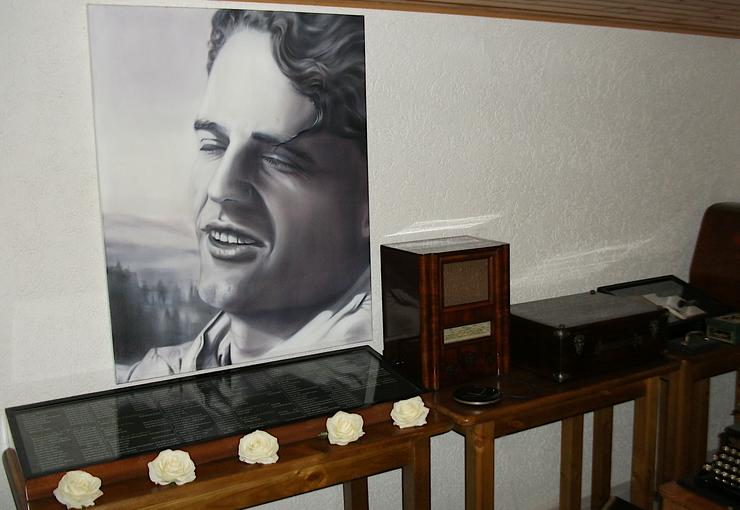 Bild 18: Weisse Rose - Dauer - Ausstellung, weltweit einzigartig und einmalig (Schenkung)