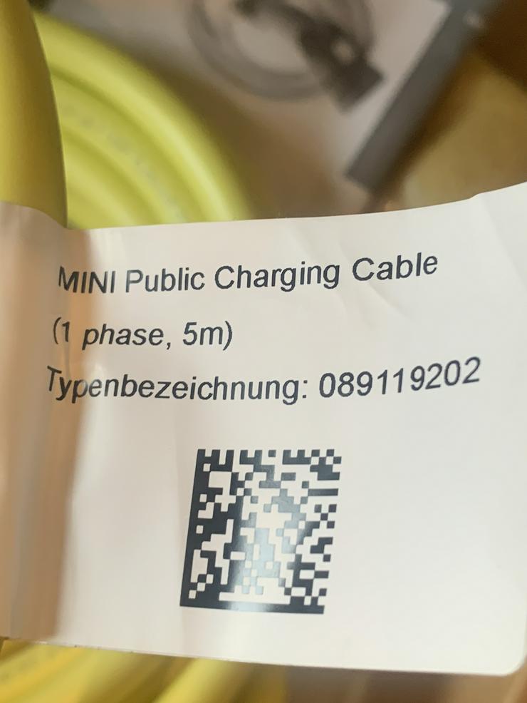 Bild 4: BMW/MINI Ladekabel für ÖFFENTLICHE LADESTATIONEN 5M wenig genutzt mit Tasche für Ladekabel