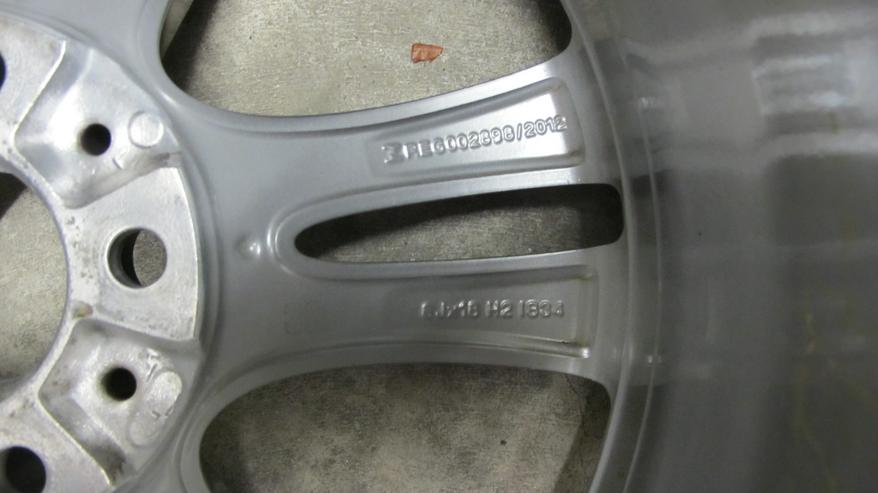 Bild 4: BMW 4 St. Felge 6Jx18 H2 1834 225/45 R18 für 3er BMW 