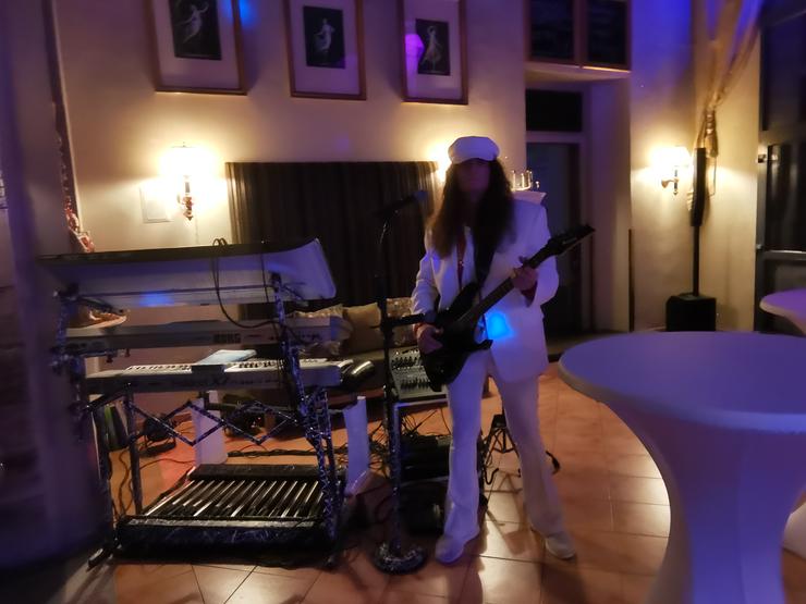 Bild 6: Live-Musiker mit Erfahrung für Firmenfeier Hochzeit & mehr