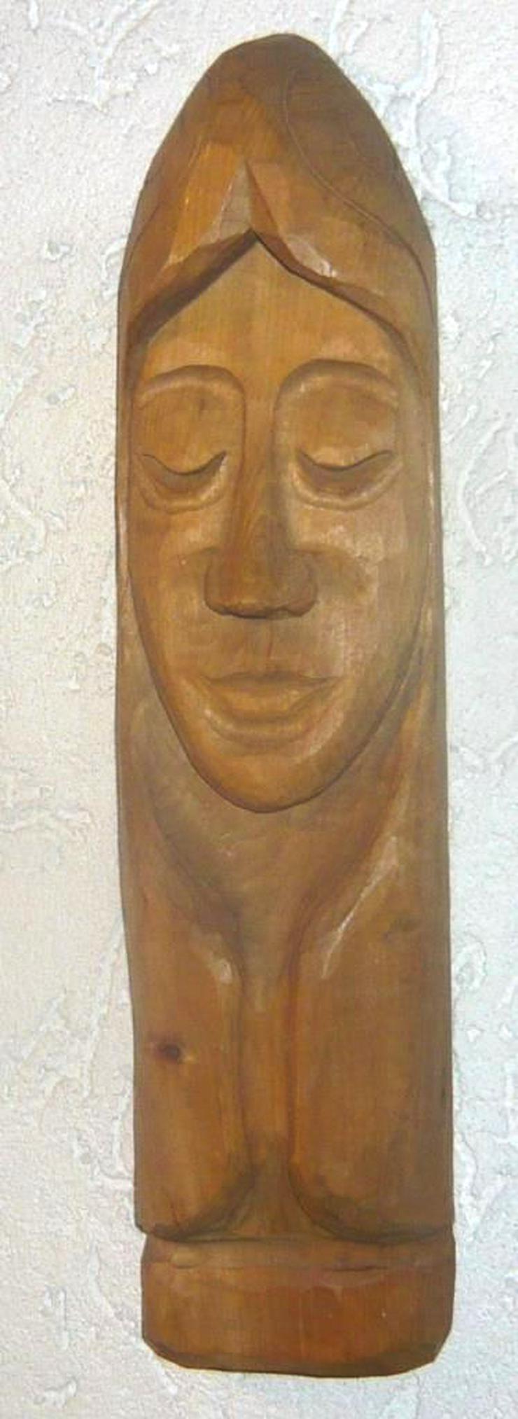 Bild 2: Holzfigur geschnitzt Wandfigur Madonna 40 cm sehr gut