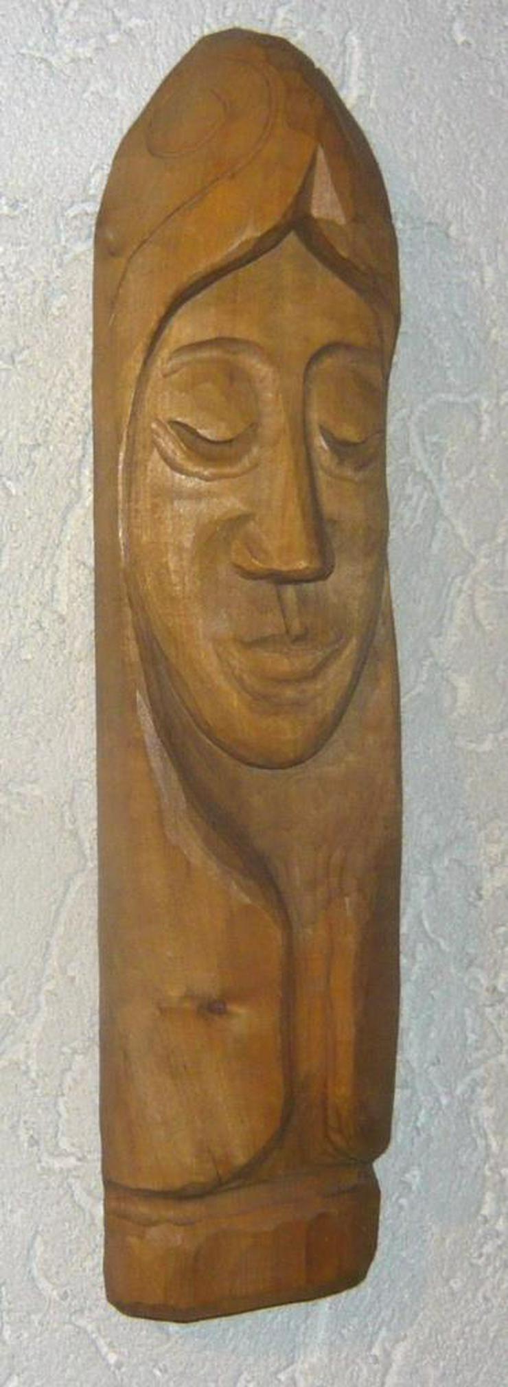 Holzfigur geschnitzt Wandfigur Madonna 40 cm sehr gut - Figuren & Objekte - Bild 1
