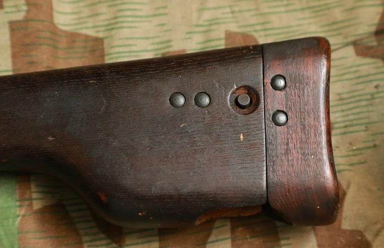 Bild 4: Original Anschlagschaft für Browning 1903 