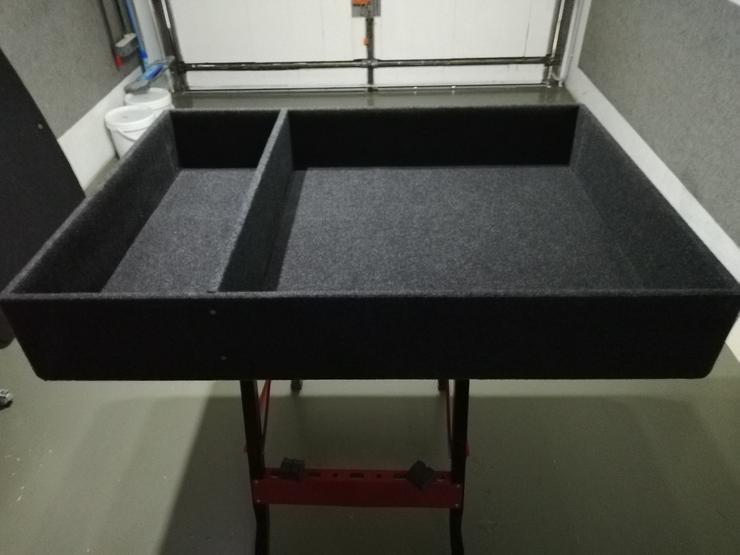 Bild 4: VW Tiguan II - Doppelter Ladeboden für Kofferraum