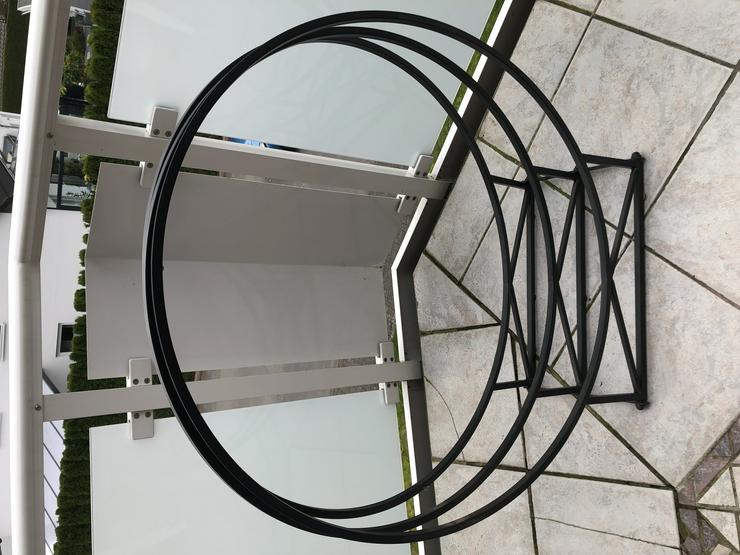 Bild 3: Kaminholzträger