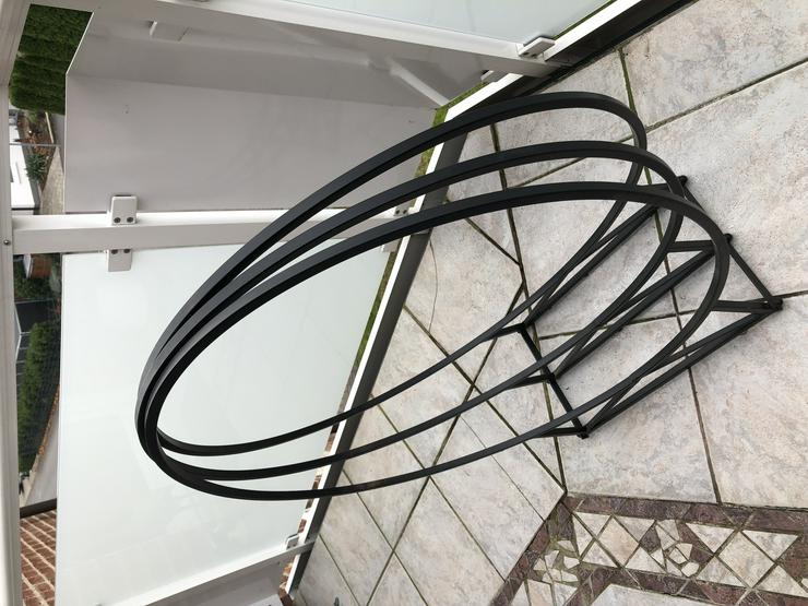 Bild 4: Kaminholzträger