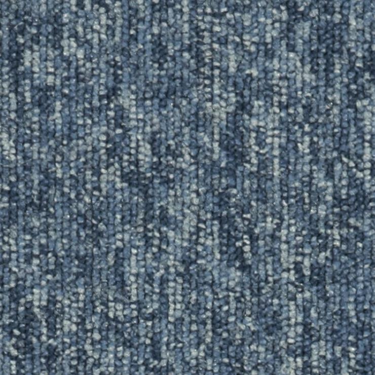 Bild 2: New Horizons II Teppichfliesen von Interface *Extra Isolierung