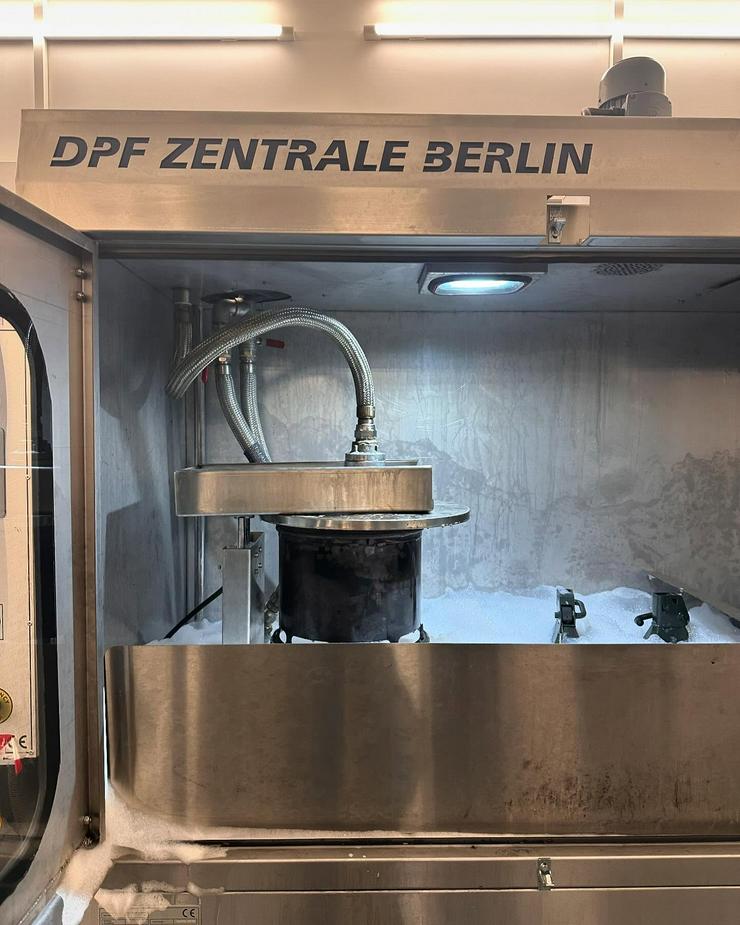 Bild 4: DPF/Partikelfilter Reinigung + Katalysator • SCR NOX AdBlue-Systeme | Alle PKW/LKW-Modelle ohne Termin schnell und zuverlässig