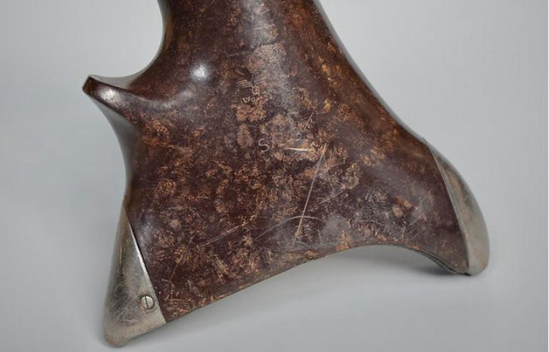 Bild 3: Original MG34 Bakelite Stock aus Wk2