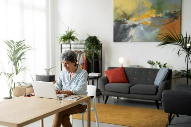 Dich 50+ interessiert arbeiten im Homeoffice?