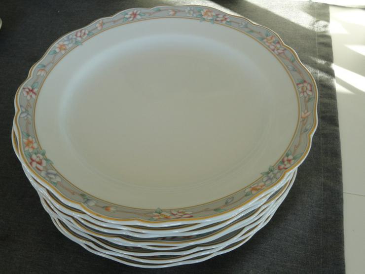 Hutschenreuther Speiseteller " Maria Theresia" Dekor Fürstenau 8 Stck , wie neu - Teller - Bild 1