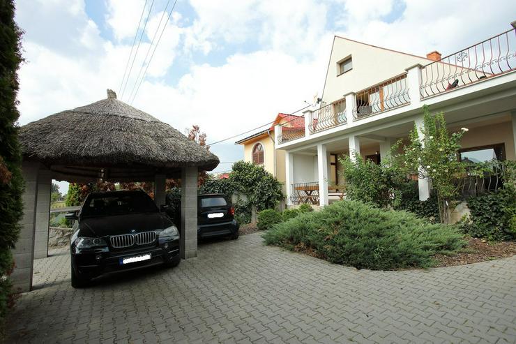 Bild 9: Haus mit Nebenhäusern, Pool und Weinberg in Vinica / Slowakei