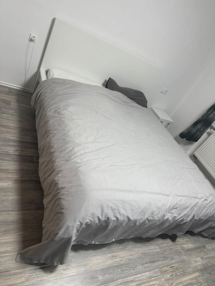 Komplettes Queen-Size-Bett (160 cm) IKEA MALM + AVABERG Schaumstoffmatratze