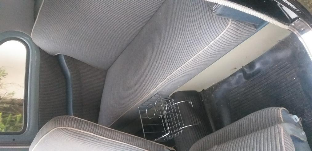 Bild 8: VOLVO  PV 444 B, Bj. 1950 ,  BREZELFENSTER u. DACHKUCKUCK original