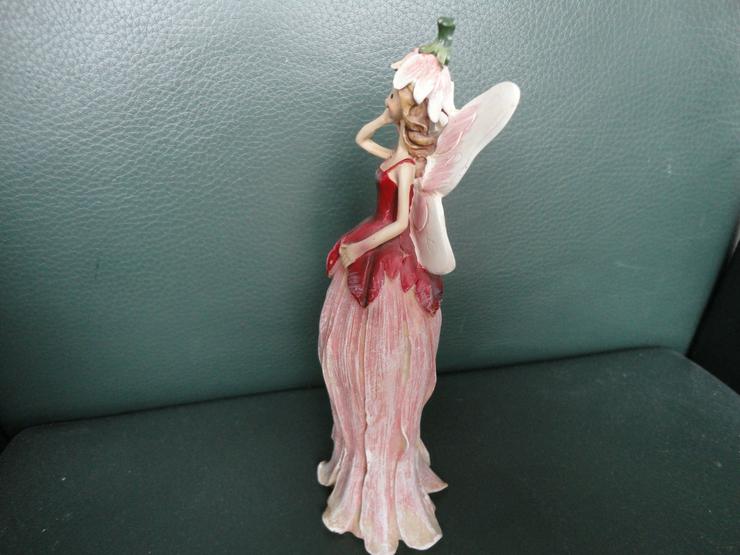 Bild 2: ELFE (Dekofigur) mit Blütendekor, rosa/ weiß, 19 cm