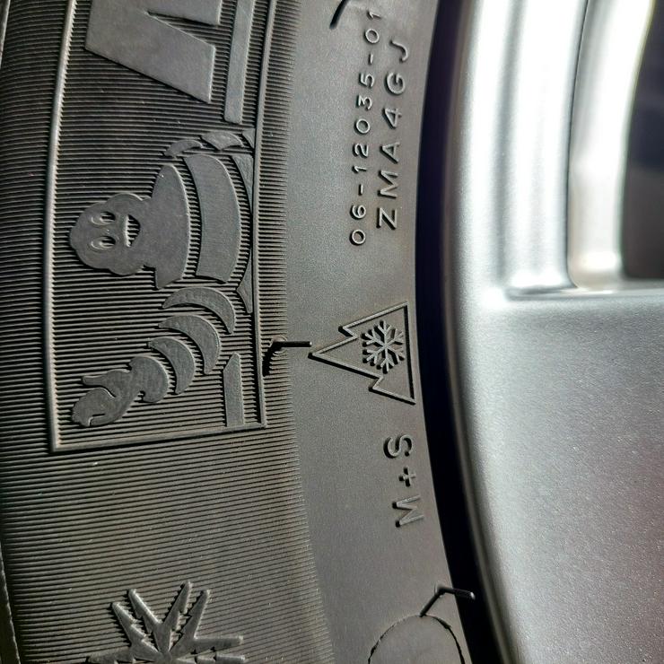 Bild 3: 4 Winterräder Alpin 5 von Michelin auf Alu-Felgen