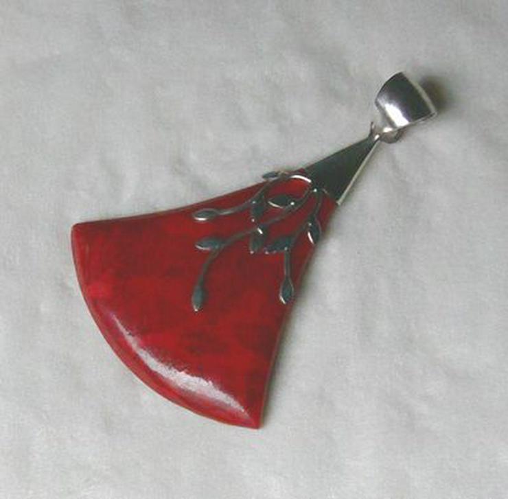 Bild 3: Korallenanhängr, rote Koralle in 925 Silbrfassung