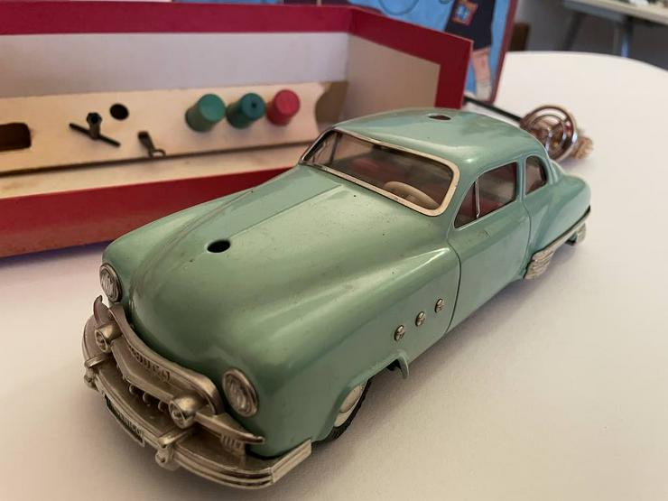 Schuko Auto aus den 50er Jahren (unvollständig)