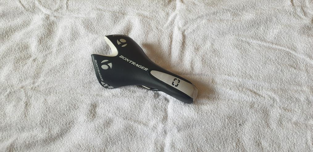 Fahrradsattel für Triathlon, Rennrad, Sportliches Fahren in Ausführung Schwarz