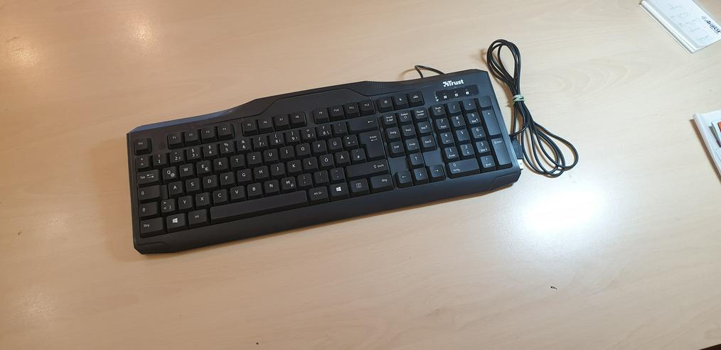 PC Tastatur, Kabelgebunden mit USB-A Anschluss