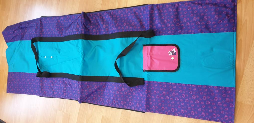 Bild 3: Strandtasche, Liegematte & Kopfkissen in einem