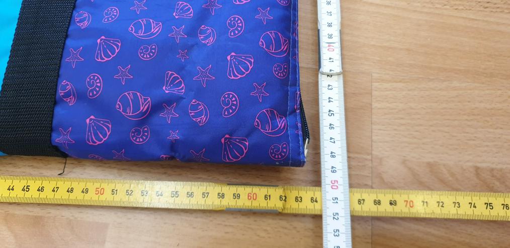 Bild 2: Strandtasche, Liegematte & Kopfkissen in einem