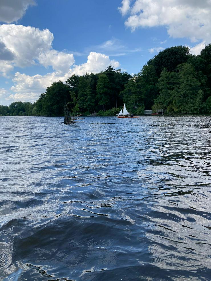 STELLPLATZ FÜR WOHNWAGEN ODER MOBILHEIM  - NACHMIETER GESUCHT  41366 SCHWALMTAL (HARIKSEE) - Sport & Freizeit - Bild 1