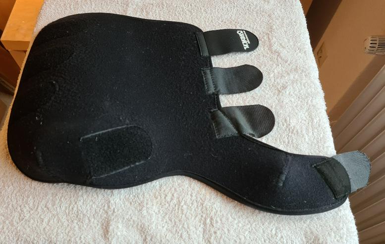 Bild 4: Eskadron Gamaschen Pro Dressage hinten (WB)