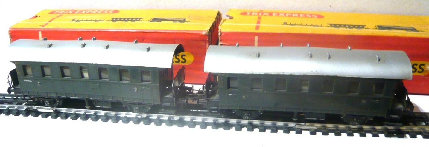 Trix Express H0 2x Waggon Personenzug Personenwagen Donnerbüchsen 303 OVP