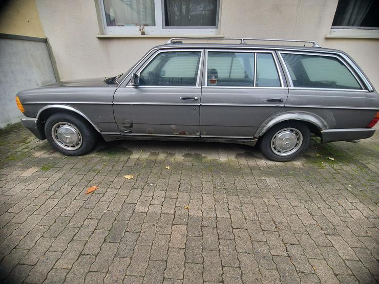 Bild 3: Daimler-Benz 123 TD