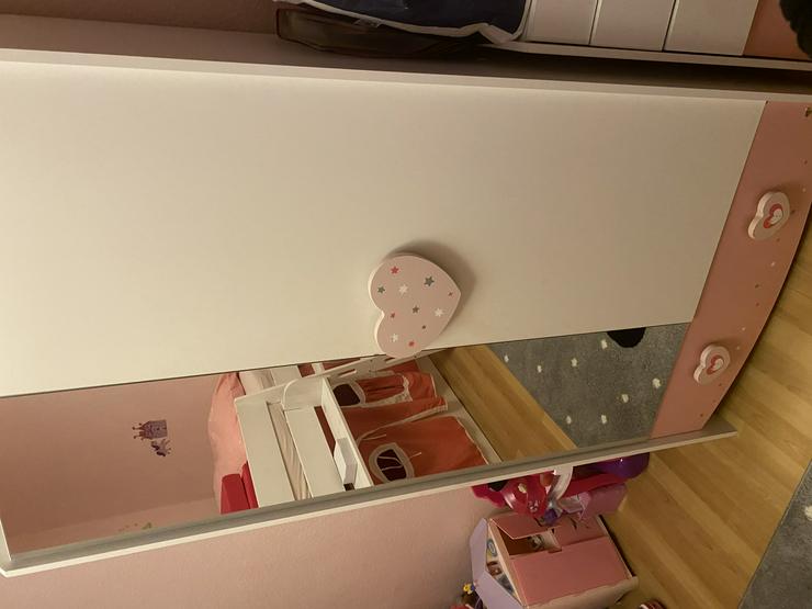 Bild 3: Kinder Zimmer komplett abzugeben