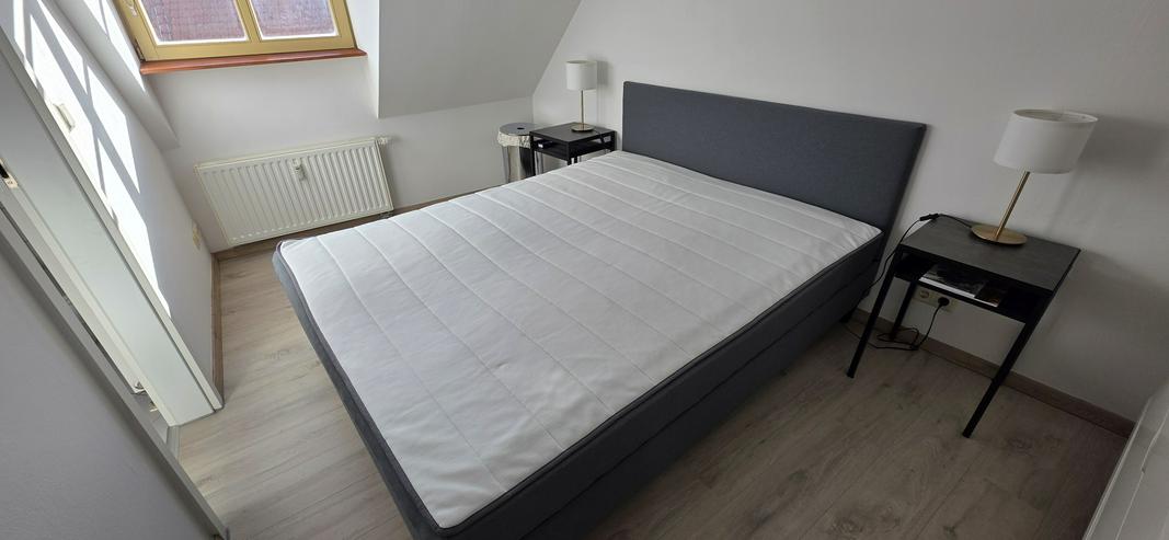 Boxspringbett 160x200 cm und 2 Nachttische - Betten - Bild 1
