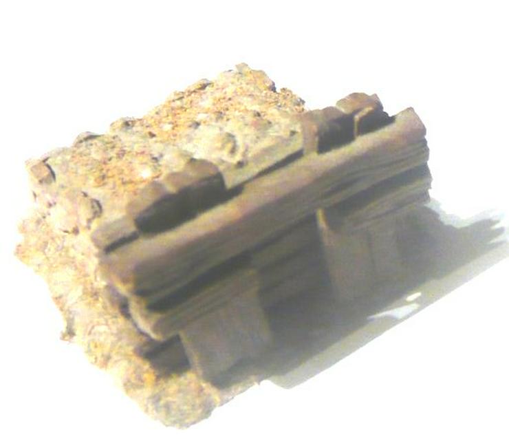 Bild 2: Nostalgie Prellbock H0 Holzbohlen und Steine für alle H0 passend