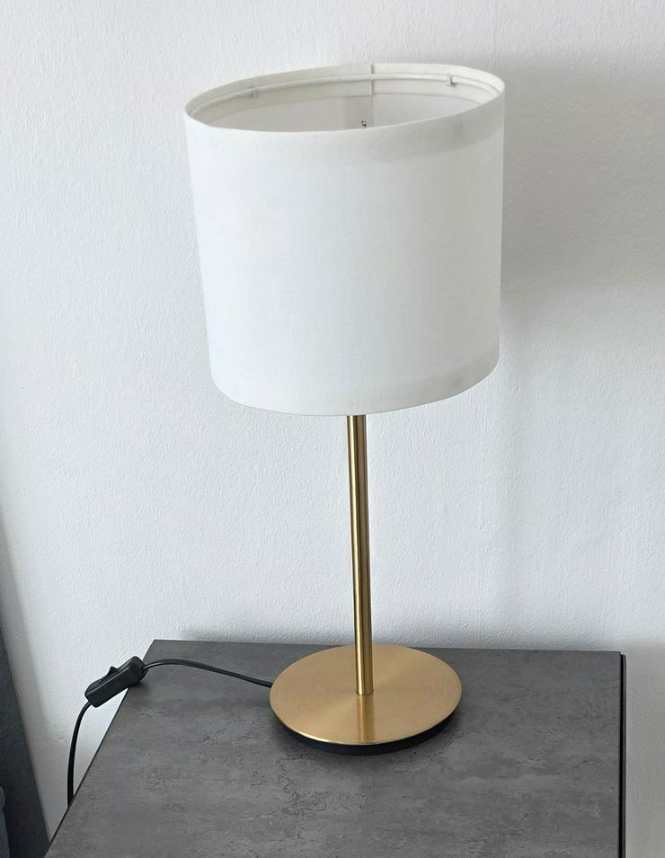 2 Nachttischleuchten weißer Schirm, goldener Fuß