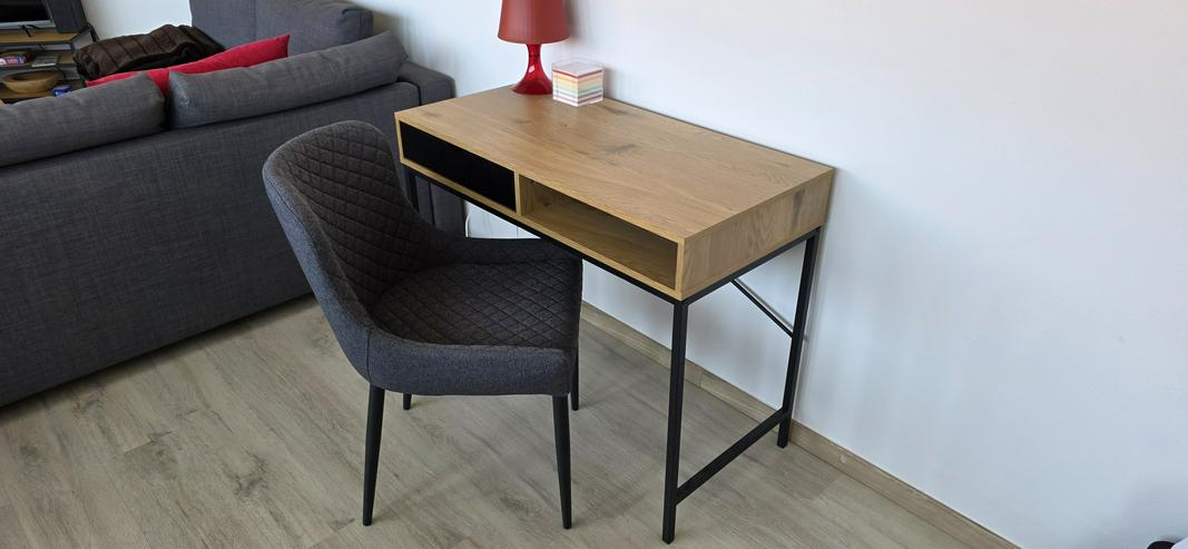 Bild 2: Schmaler Schreibtisch Eiche/ schwarz mit Stuhl grau