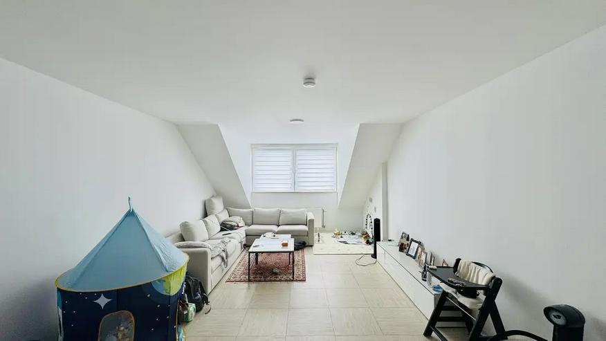 Schöne, vollständig renovierte 2-Zimmer-Wohnung