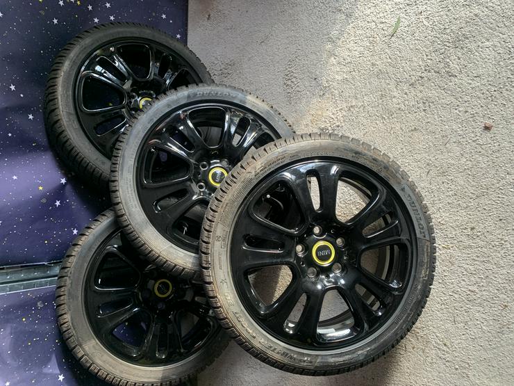 Bild 12: Alu  Mini Cooper Alu Winterräder Dunlop 3D Sport Ranflad 185/50 R17 Profil 7mm-8mm Sehr guter Zastand